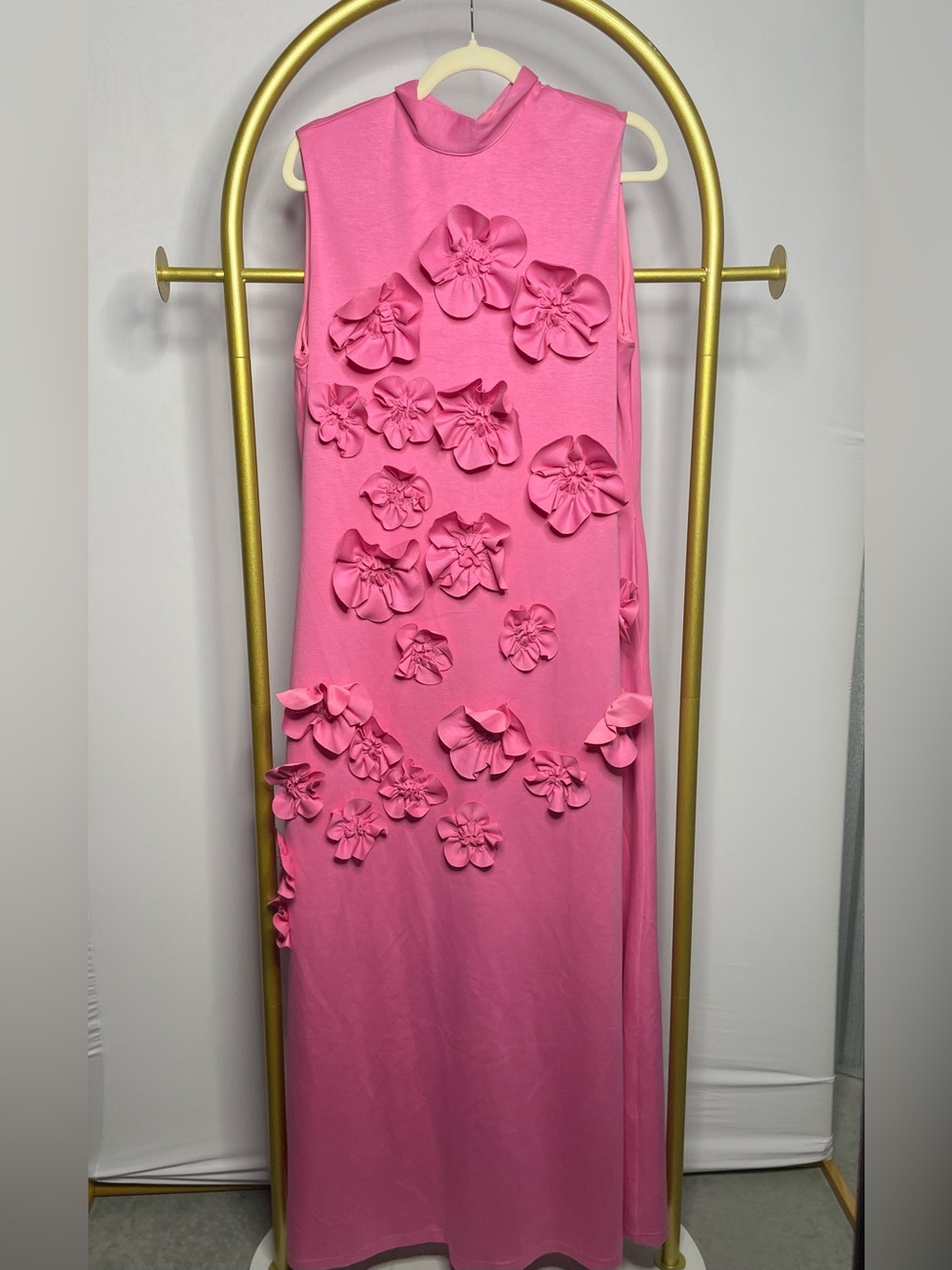 Dalia Macphee Sleeveless Mock Neck 3D Floral Maxi Dress